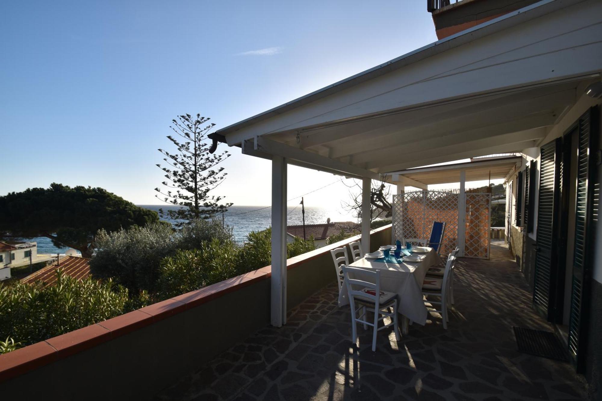 Appartamenti Cavoli - Vista Mare Con Terrazze, Clima E Posti Auto Spiaggia di Cavoli Dış mekan fotoğraf